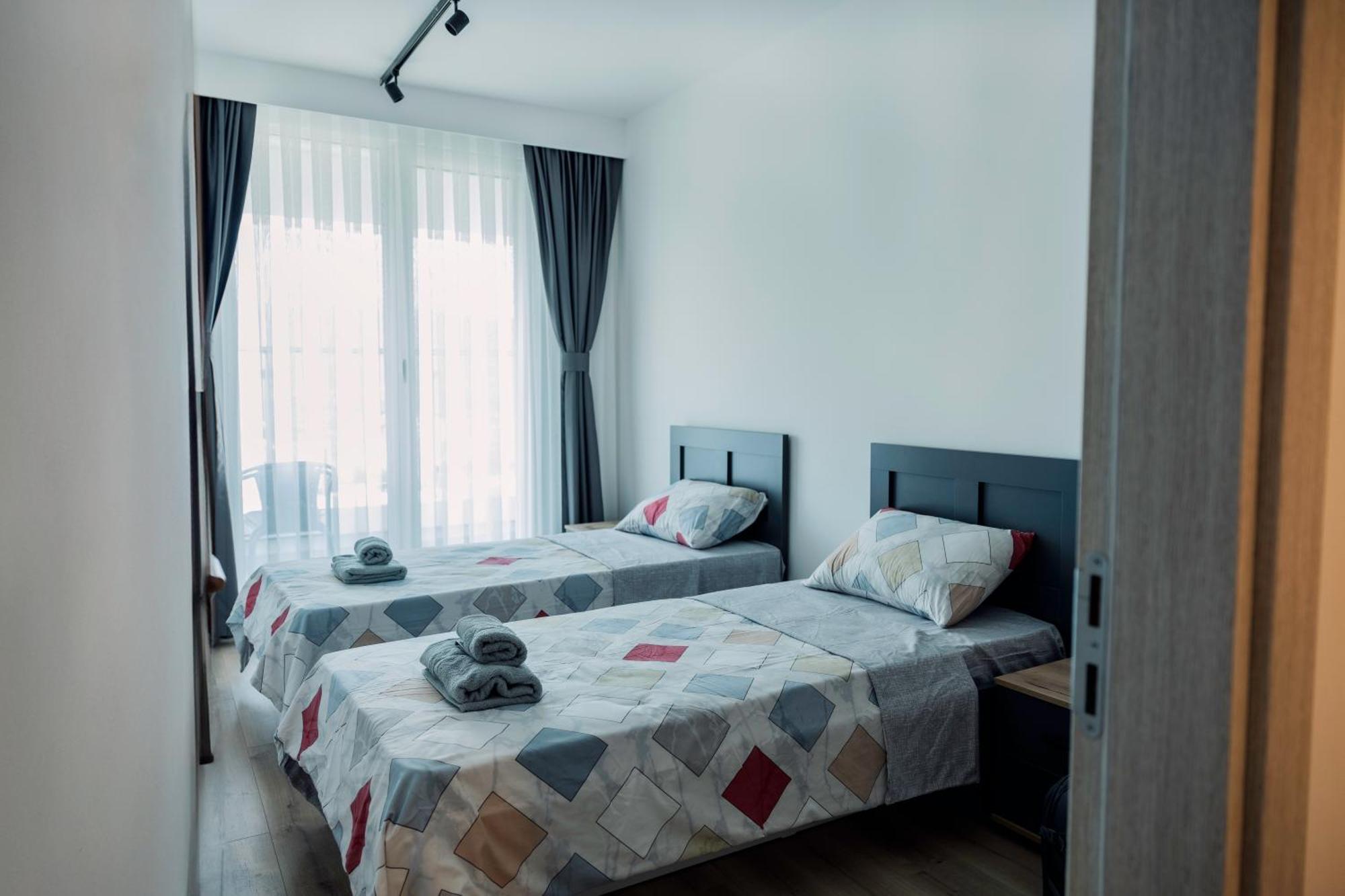 33Rd Floor Twin Apartments In Cevahir Sky City Complex With Pool, Spa, Fitness And Parking Included In Price Skopje Exterior foto
