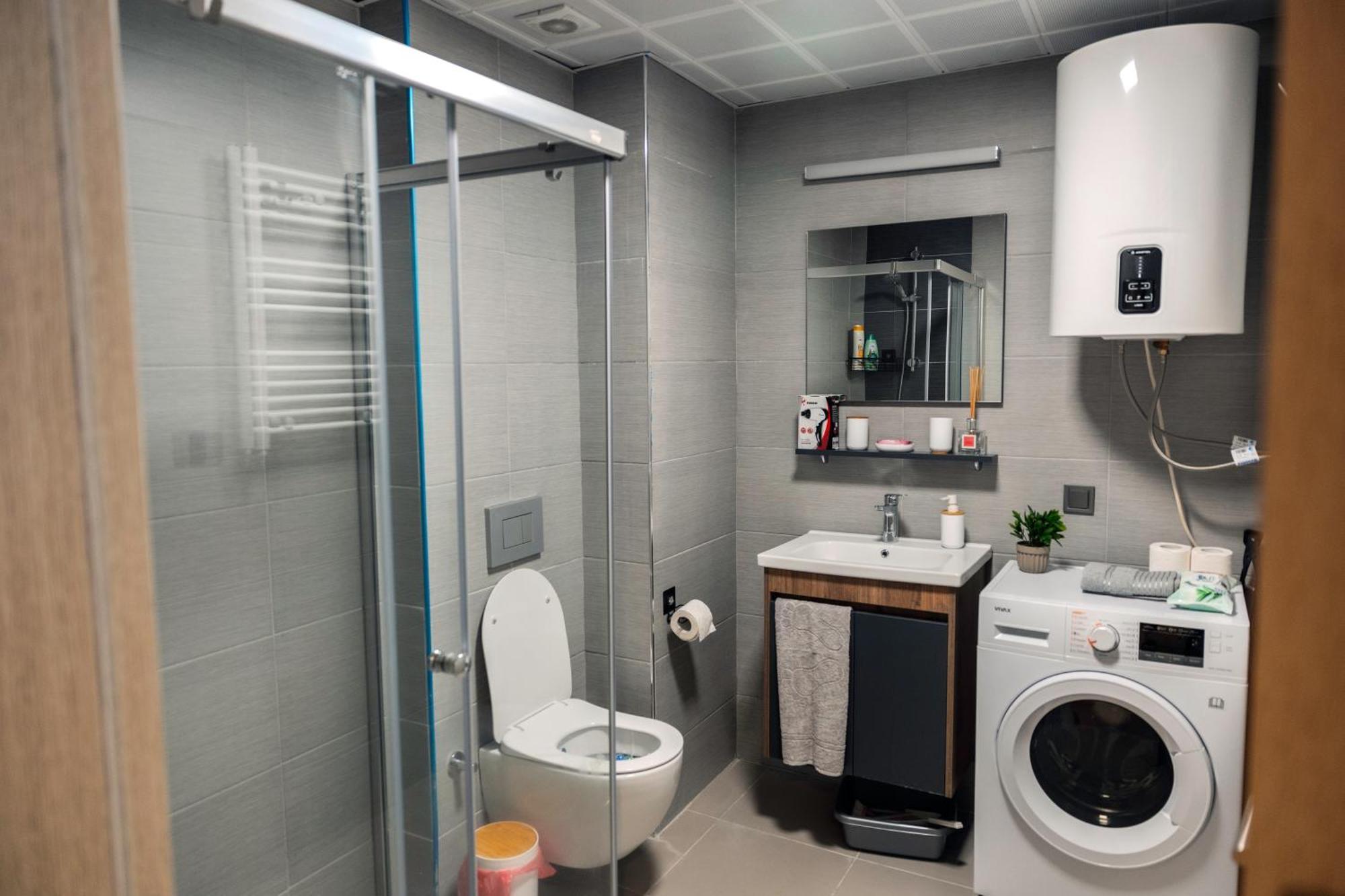 33Rd Floor Twin Apartments In Cevahir Sky City Complex With Pool, Spa, Fitness And Parking Included In Price Skopje Exterior foto