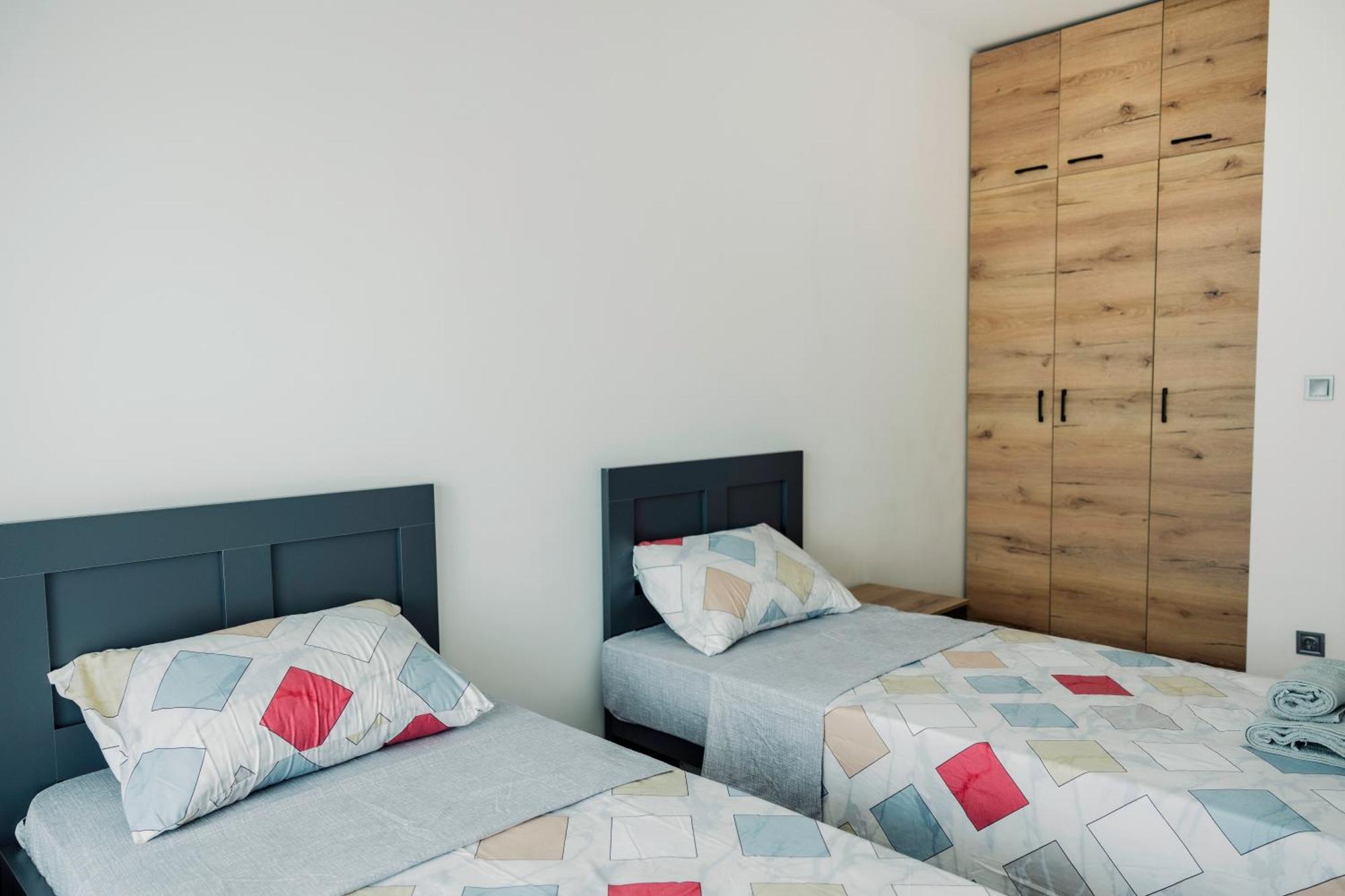 33Rd Floor Twin Apartments In Cevahir Sky City Complex With Pool, Spa, Fitness And Parking Included In Price Skopje Exterior foto
