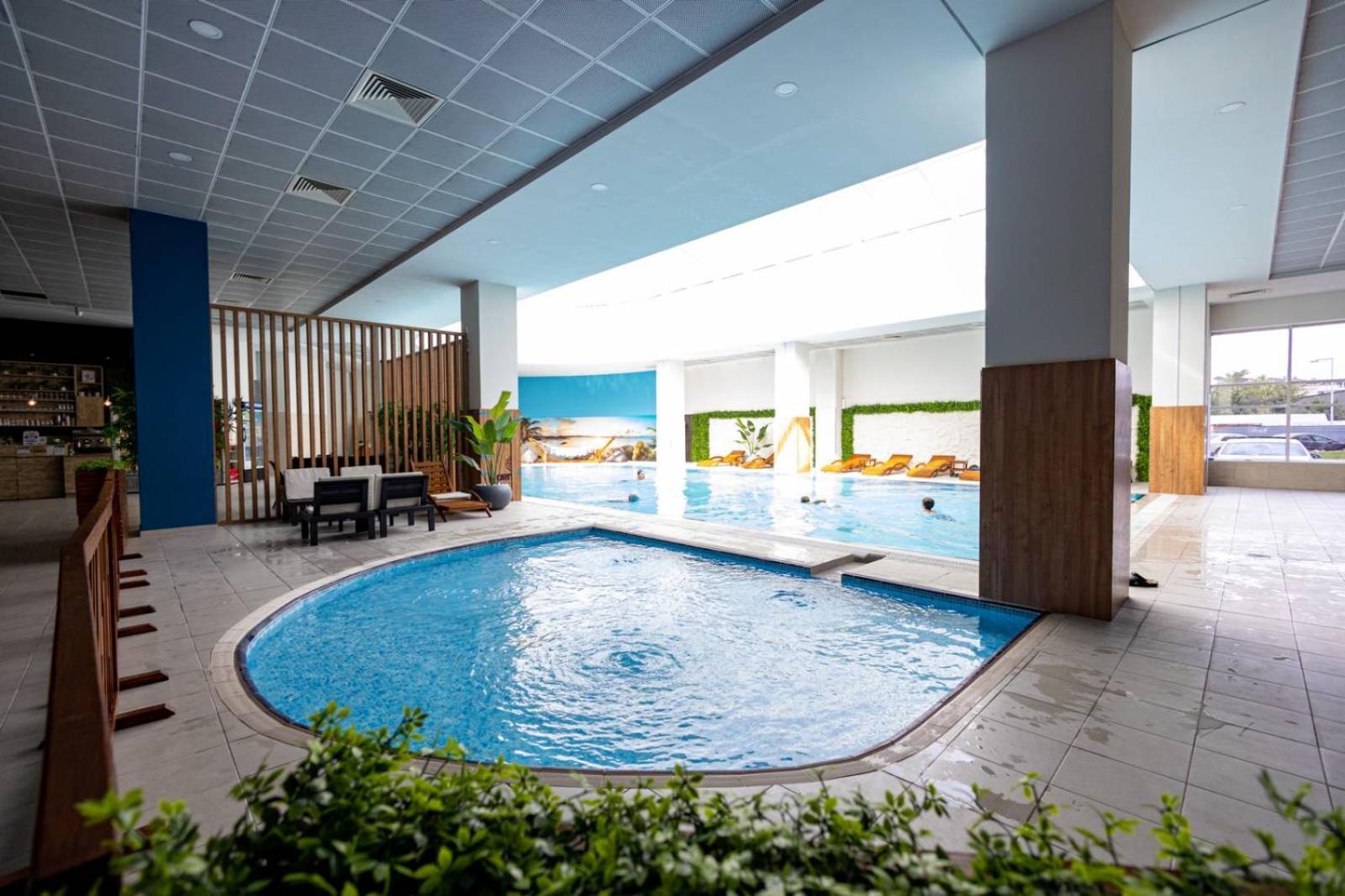 33Rd Floor Twin Apartments In Cevahir Sky City Complex With Pool, Spa, Fitness And Parking Included In Price Skopje Exterior foto